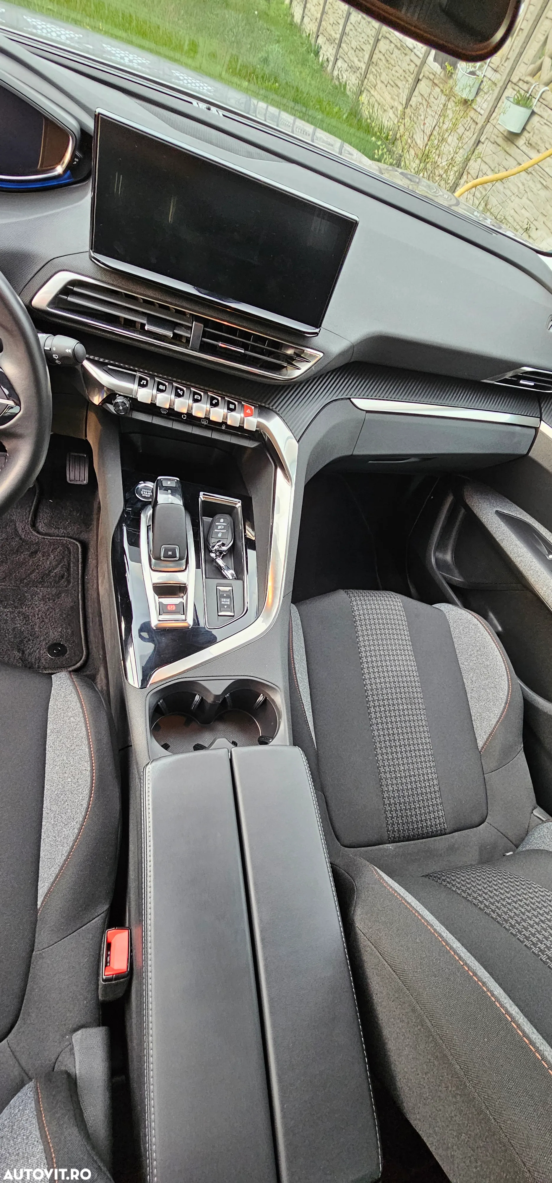 Peugeot 3008 1.2 PureTech 130 EAT8 Active Pack - 19
