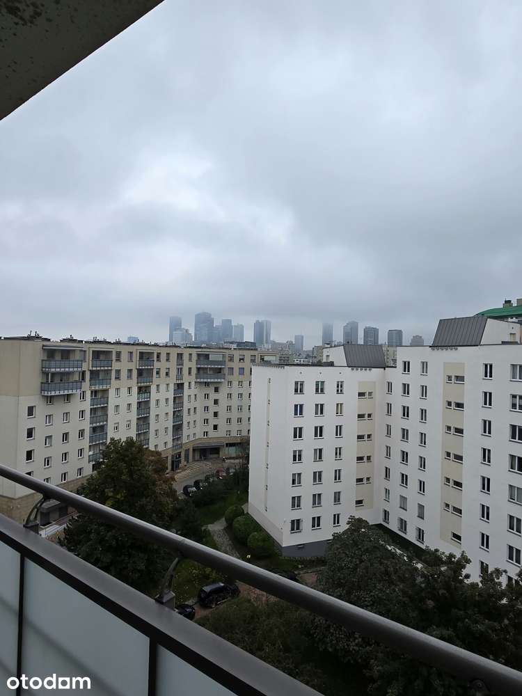 Wynajem 3-pokojowego mieszkania z balkonem Wola/Śródmieście