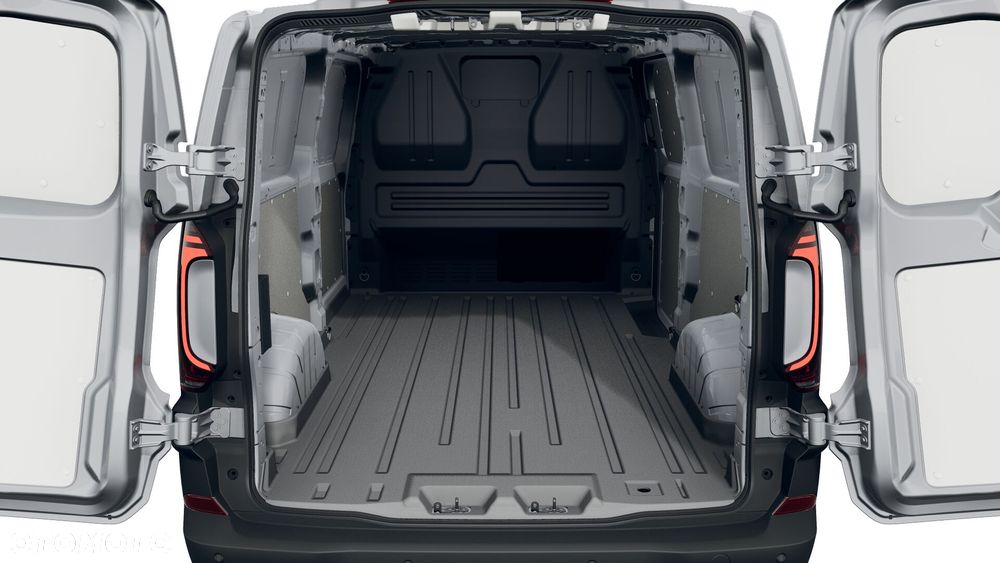 Volkswagen Transporter - 5