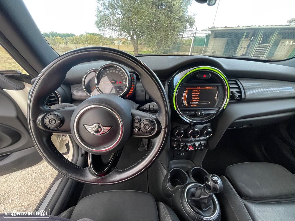 MINI Cabrio Cooper D - 12