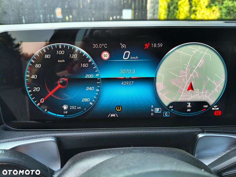 Mercedes-Benz GLB AMG 35 4-Matic - 17