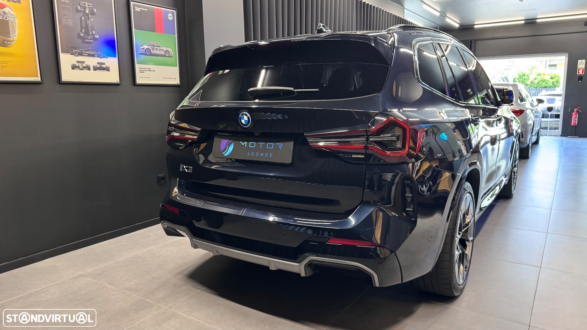 BMW iX3 M Sport Impressive - 4