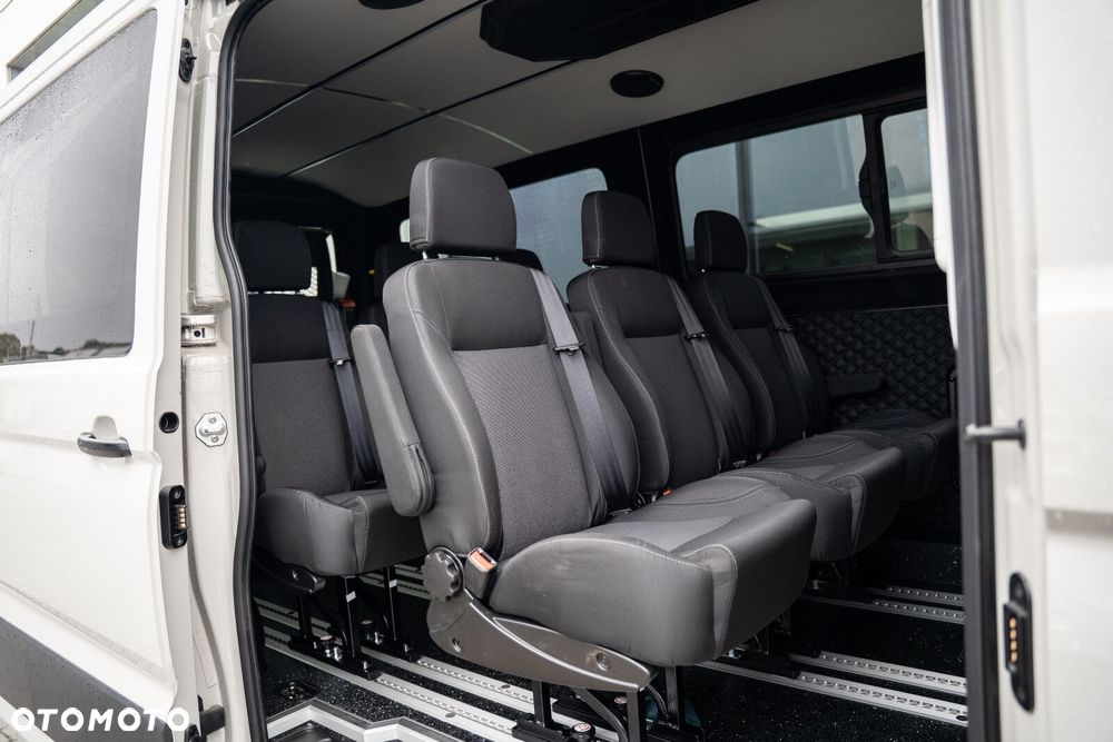 Volkswagen Crafter 2.0 TDI L3H2 177 KM 8-automat - 12