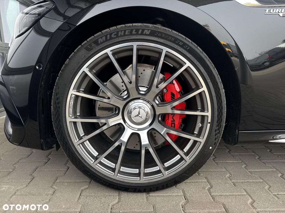 Mercedes-Benz Klasa E AMG 53 4Matic+ AMG SPEEDSHIFT TCT 9G - 24