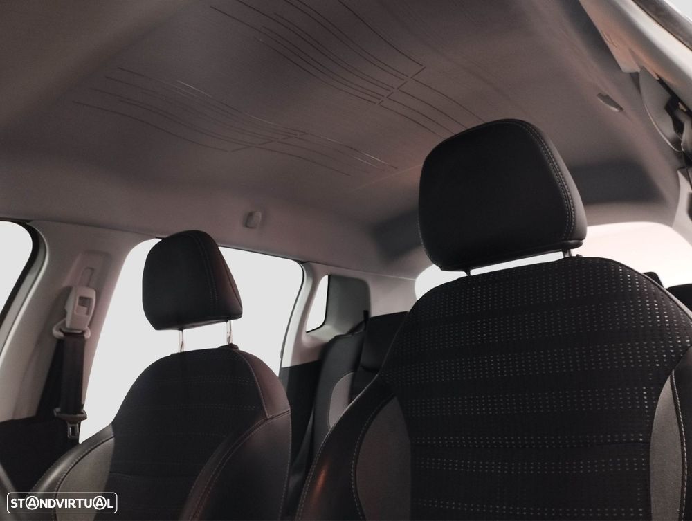 Peugeot 2008 1.2 PureTech Allure - 9