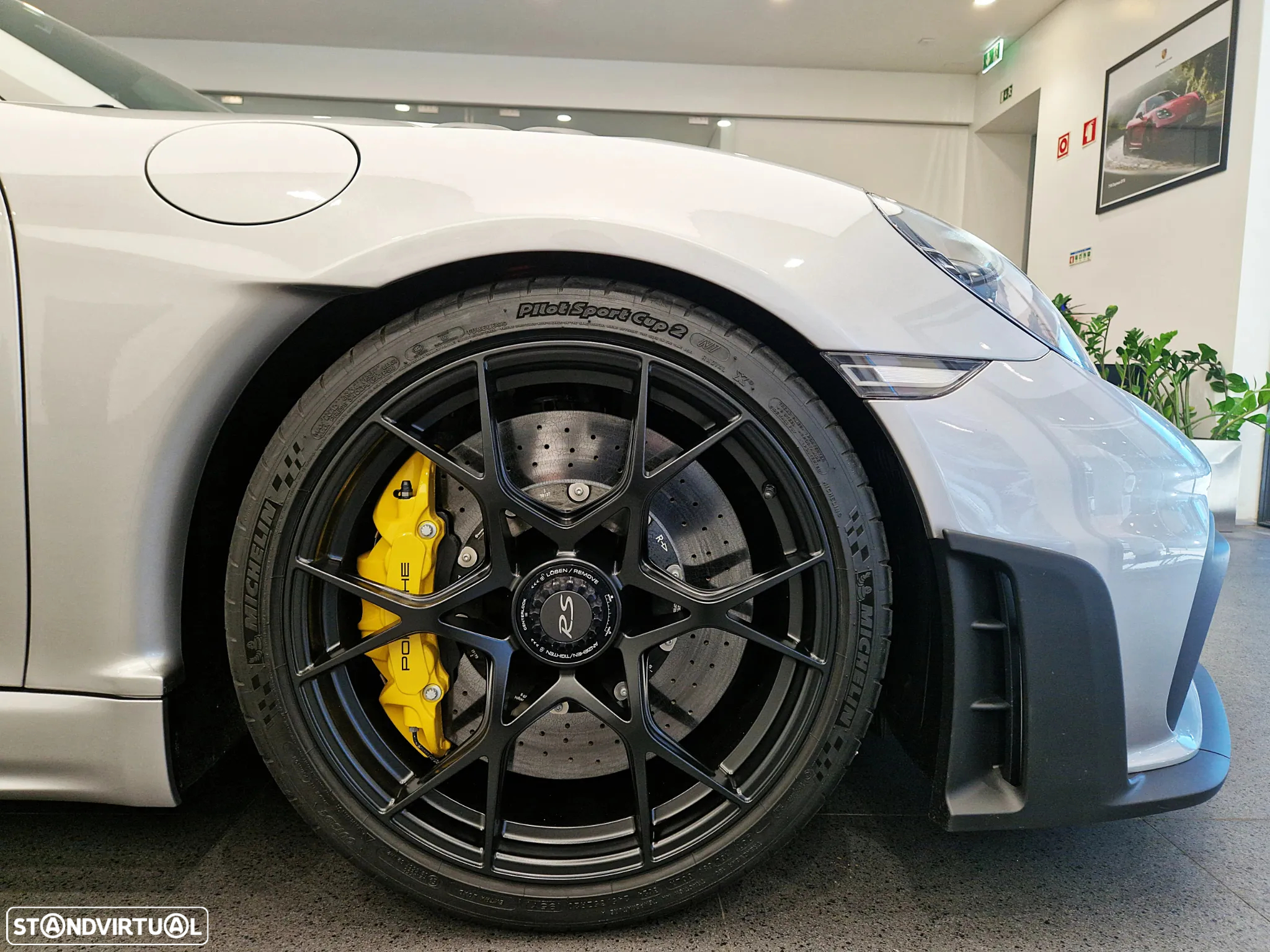 Porsche 718 Spyder RS - 19