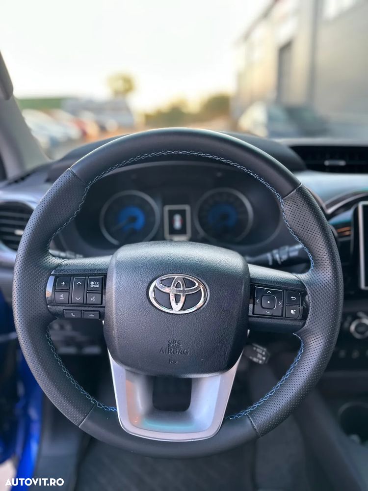 Toyota Hilux 2.4D 150CP 4x4 Double Cab AT Executive - 20