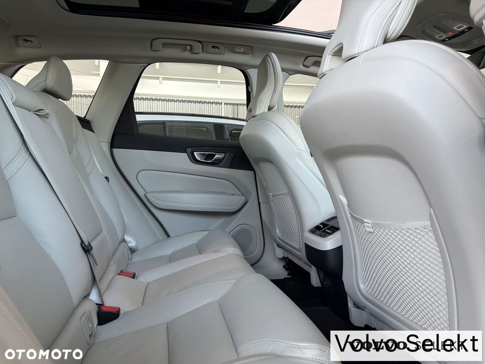 Volvo XC 60 - 11
