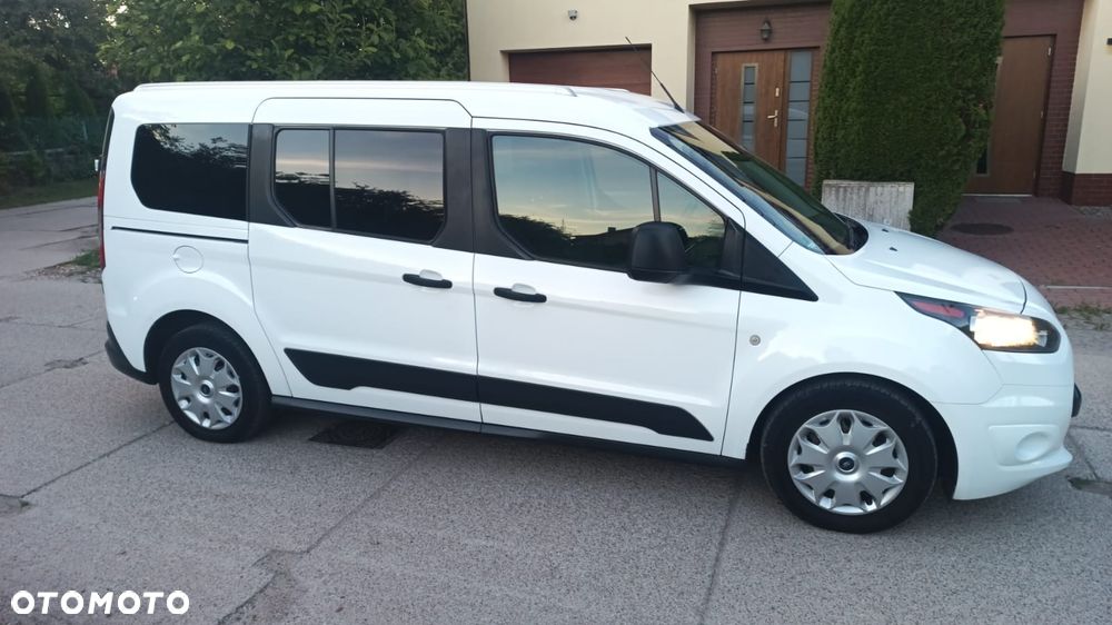 Ford Tourneo Connect Grand - 4