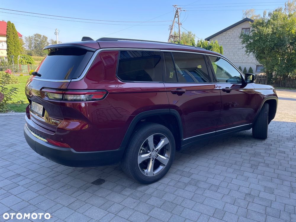 Jeep Grand Cherokee - 16