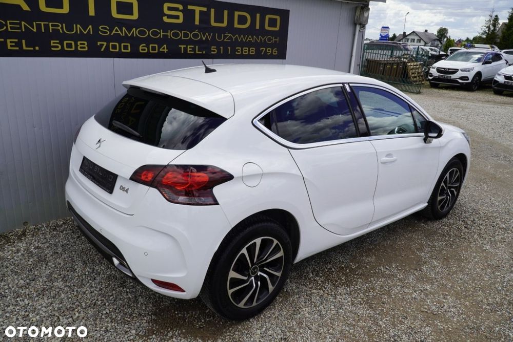 DS Automobiles DS 4 - 40
