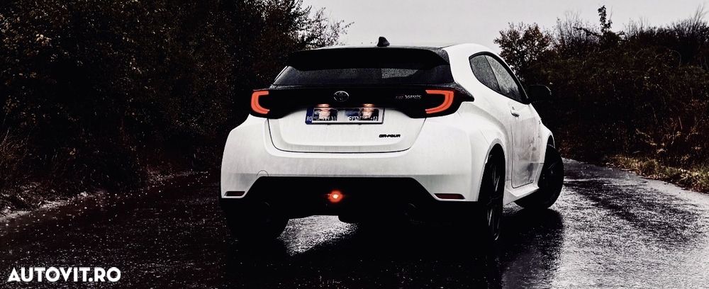 Toyota Yaris - 3