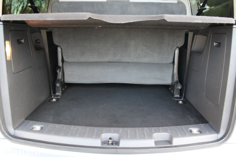 Volkswagen Caddy 1.6 (7-Si.) Edition 30 - 19