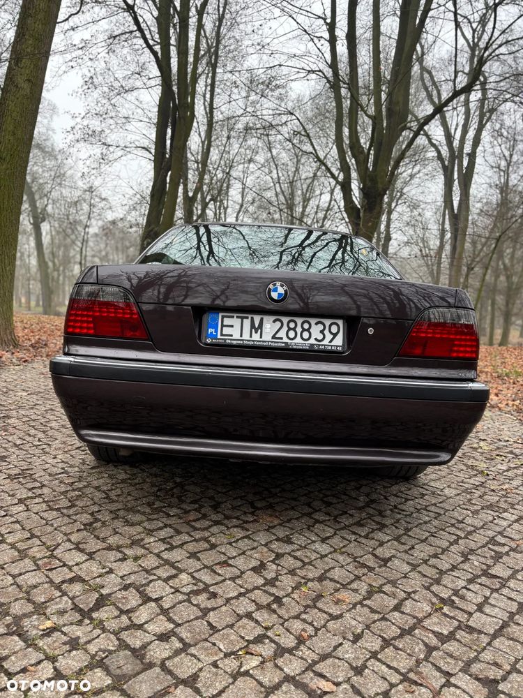 BMW Seria 7 - 7