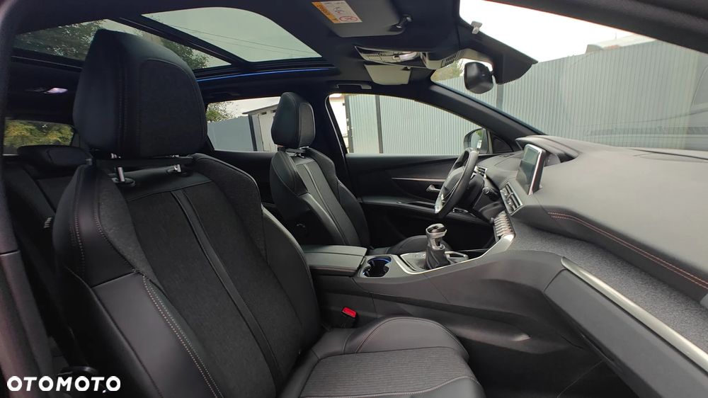 Peugeot 3008 1.5 BlueHDi GT S&S - 38