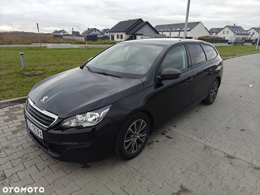 Peugeot 308 1.6 e-HDi Access S&S - 3
