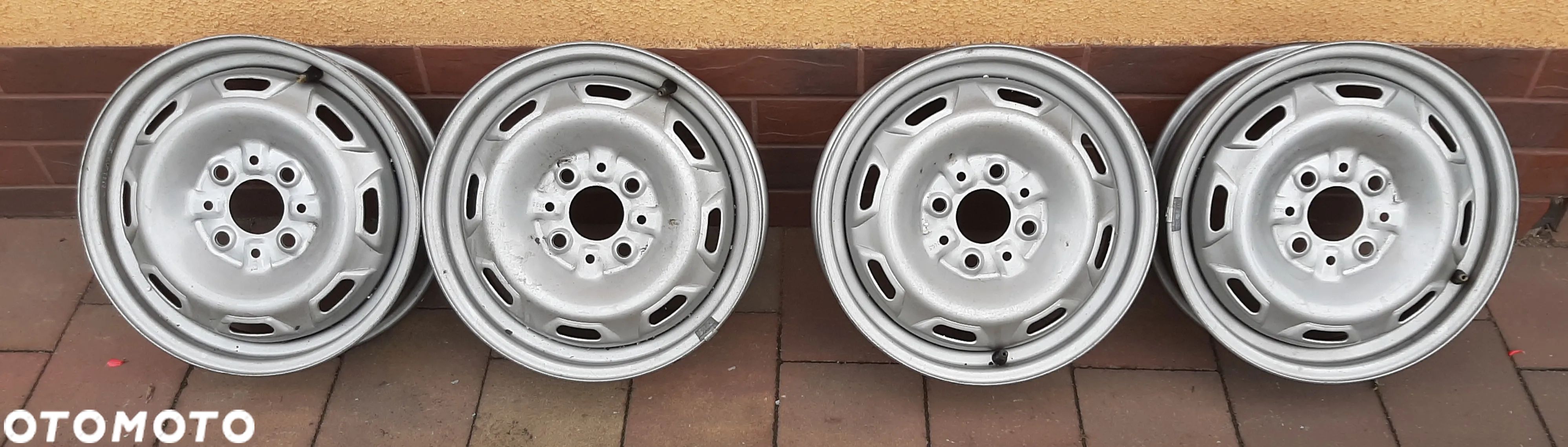 FIAT 126 BIS cinquecento 13" 4,0 FIAT 500  600 felgi NOWE 12" stary i nowy typ - 1