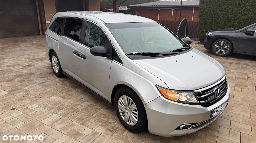 Honda Odyssey 3.5 LX - 1