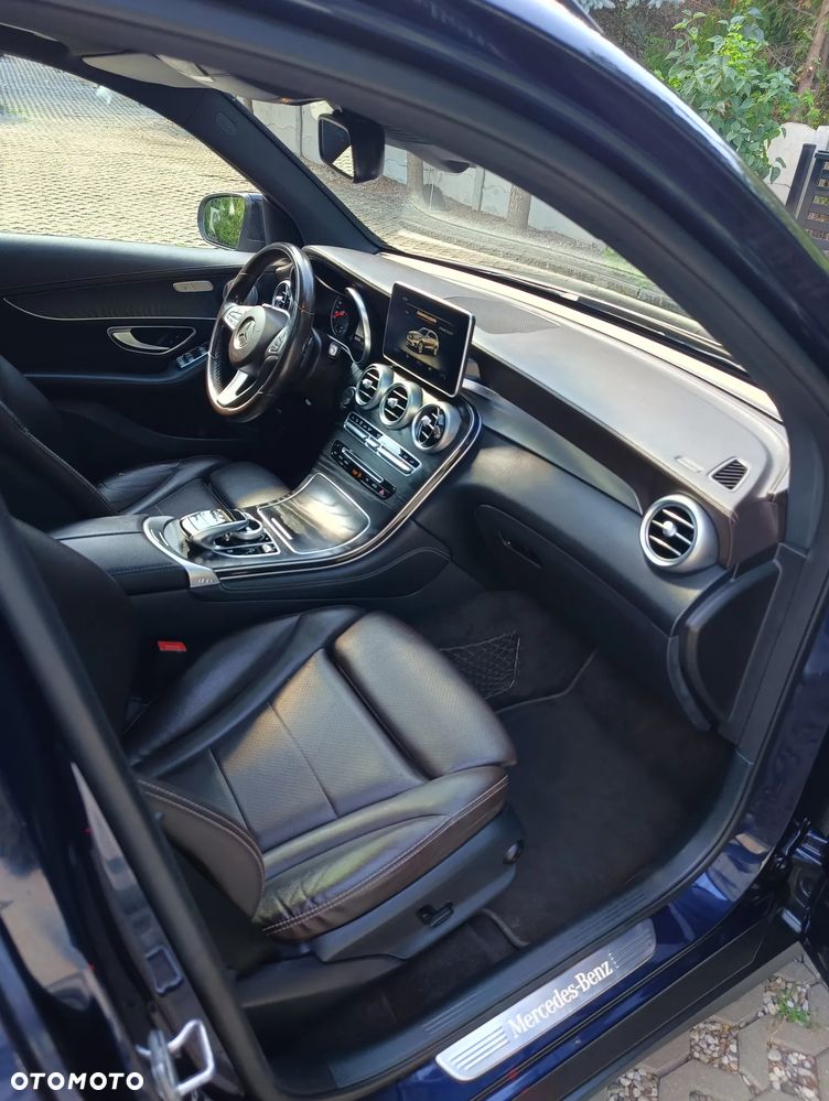 Mercedes-Benz GLC - 23
