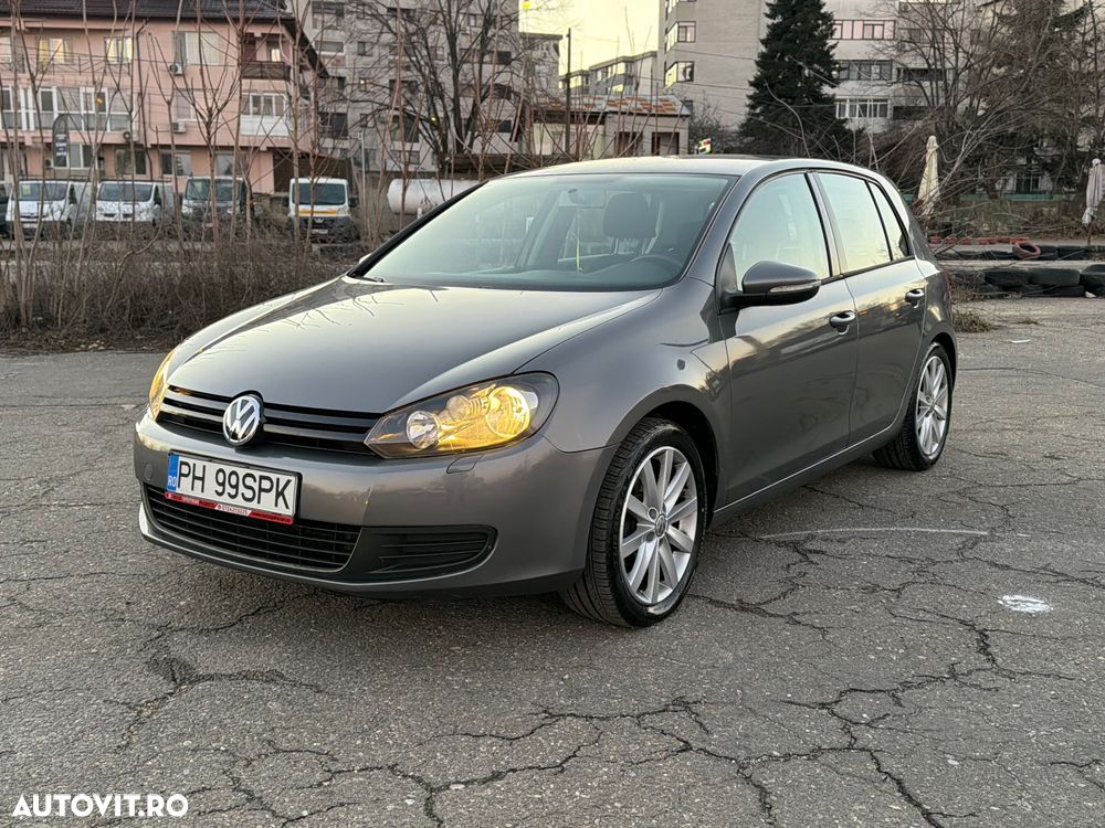 Volkswagen Golf 1.6 TDI DPF Highline - 2
