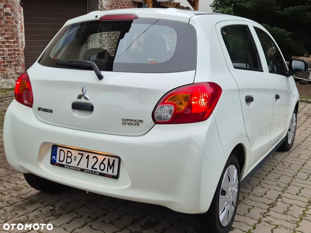 Mitsubishi Space Star 2015 photo 5