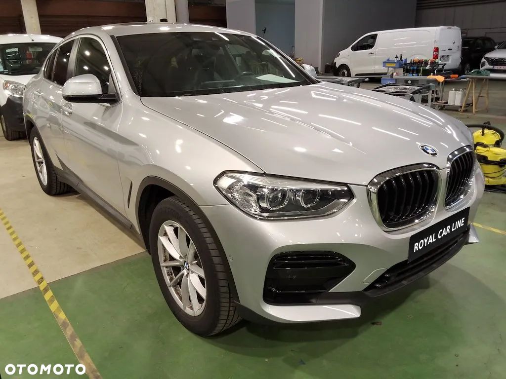 BMW X4 xDrive20d Advantage - 1