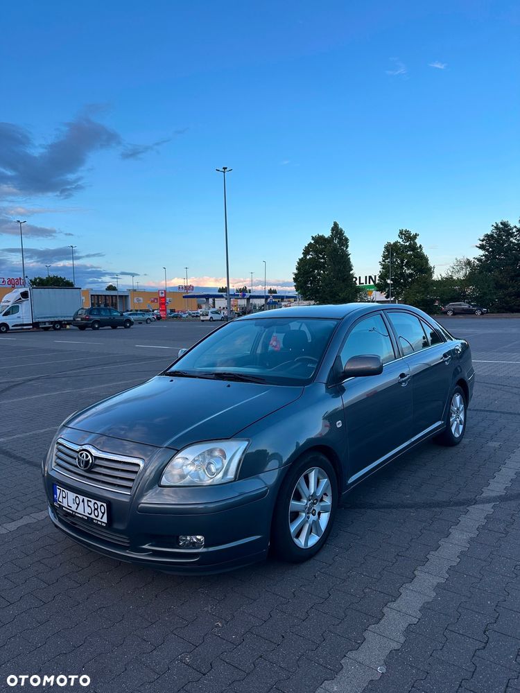 Toyota Avensis 1.8 VVT-i Luna - 3