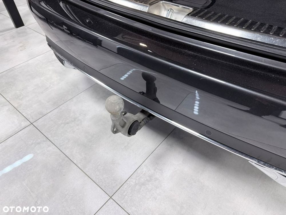 Mercedes-Benz Klasa C 300 de 9G-TRONIC Exclusive - 31