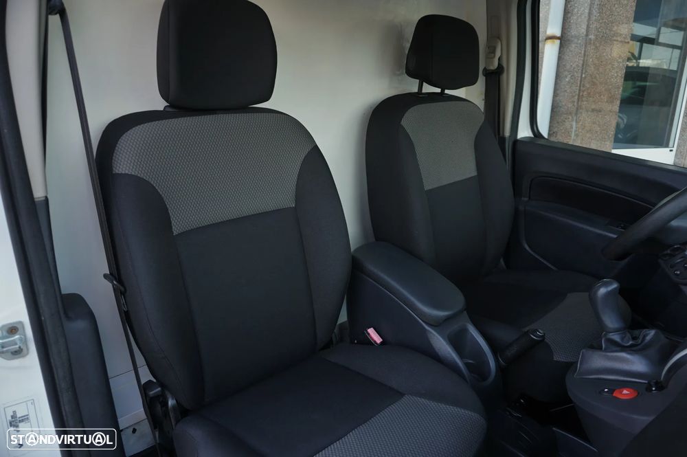 Renault Kangoo MAXI 1.5 DCI 2L ISOTÈRMCA IVA DEDUTIVEL - 18