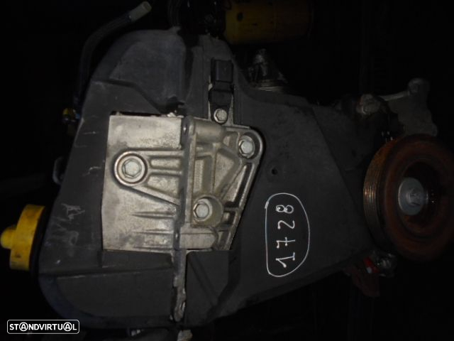 Motor K9KT766 RENAULT MODUS FASE 1 2006 1.5DCI 85CV 5P VERDE ESCURO - 4