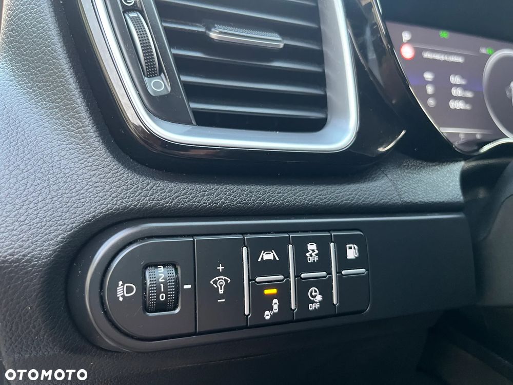 Kia Ceed 1.6 GDI PHEV Business Line DCT - 17