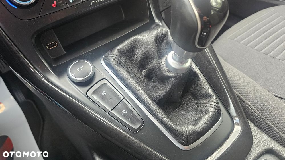 Ford Focus 1.0 EcoBoost Edition - 23