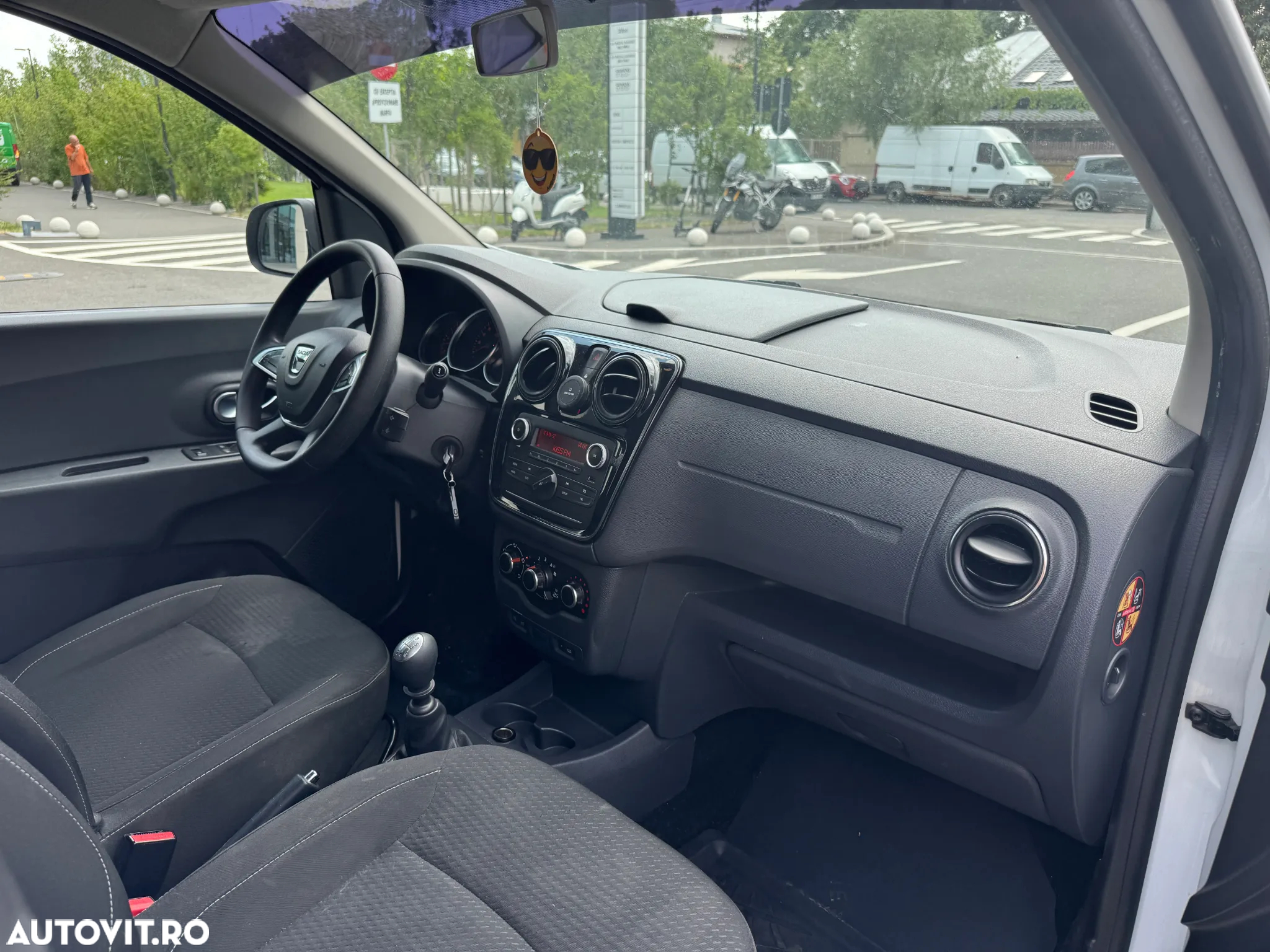 Dacia Lodgy 1.5 Blue dCi Laureate - 11