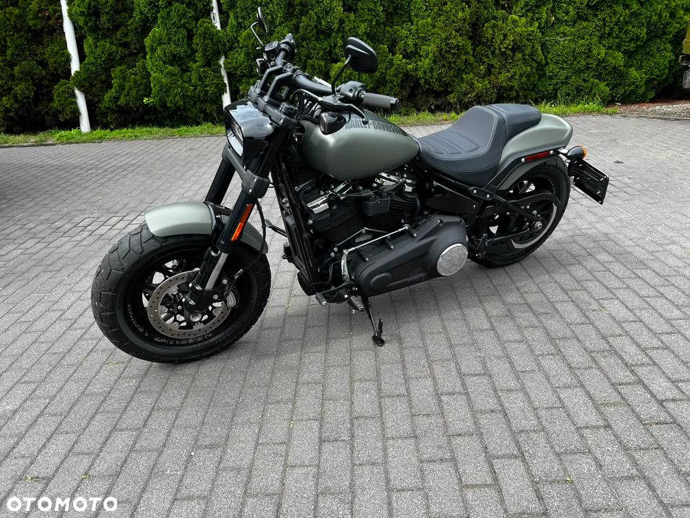 Harley-Davidson Softail Fat Bob - 2