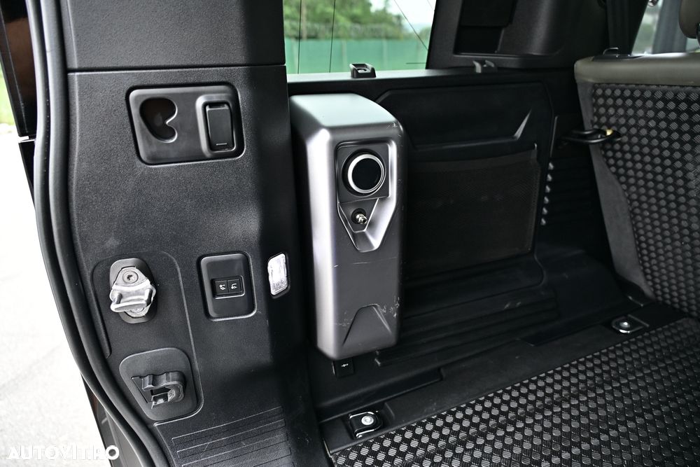 Land Rover Defender 110 3.0 D250 MHEV - 14