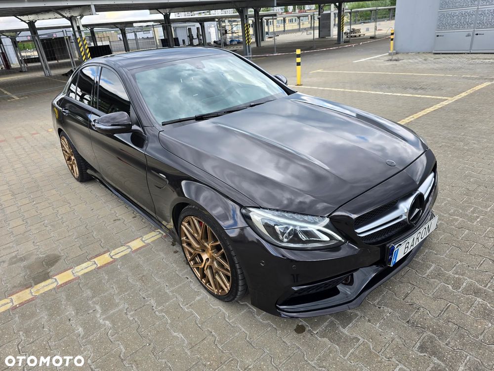 Mercedes-Benz Klasa C AMG 63 AMG Speedshift 7G-MCT - 4