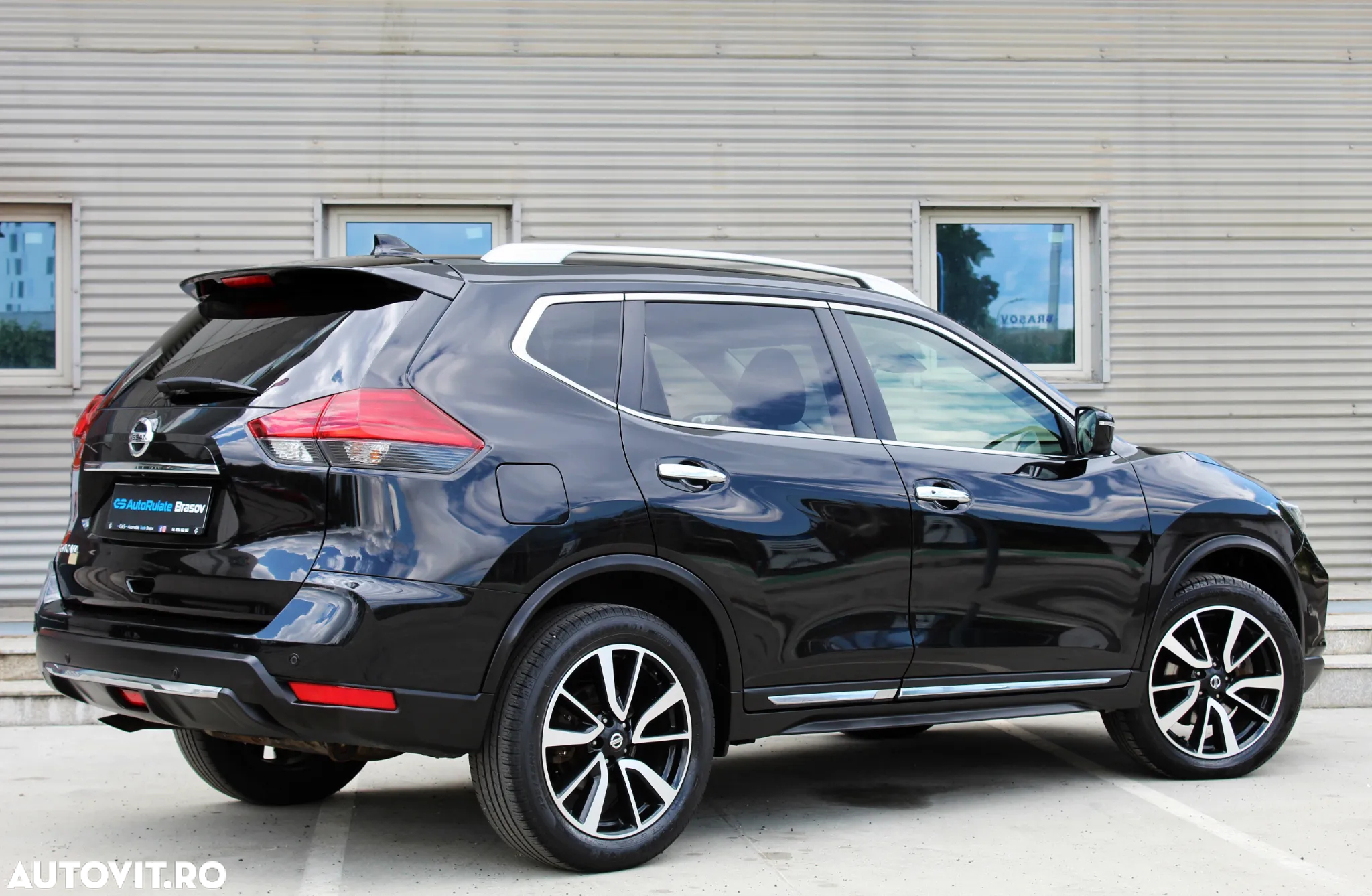 Nissan X-Trail 2.0 dCi ALL-MODE 4x4i Xtronic Tekna - 4