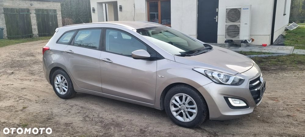 Hyundai i30 1.6 Comfort - 1