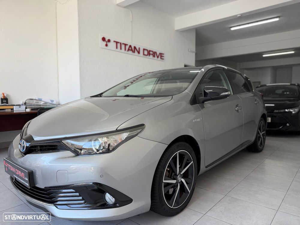 Toyota Auris 1.8 HSD Comfort - 2