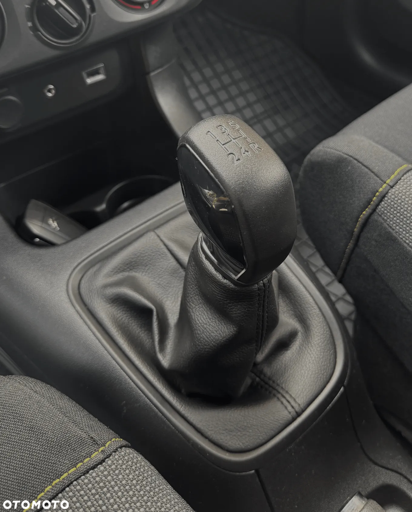 Citroën C3 1.2 PureTech Feel - 27