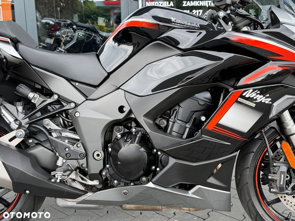 Kawasaki Ninja 1000 SX - 7
