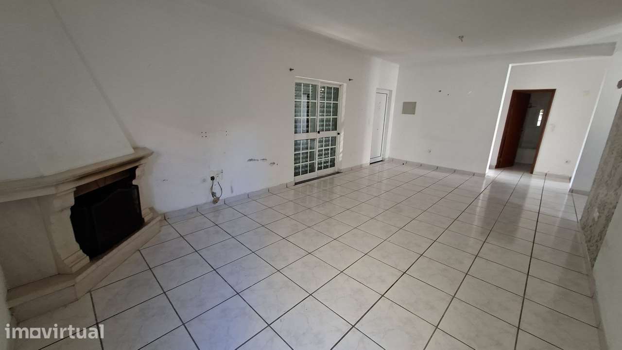 Moradia T3 com 175m2 , piscina e garagem Brejos de Azeitão/ Setúbal - Grande imagem: 4/20