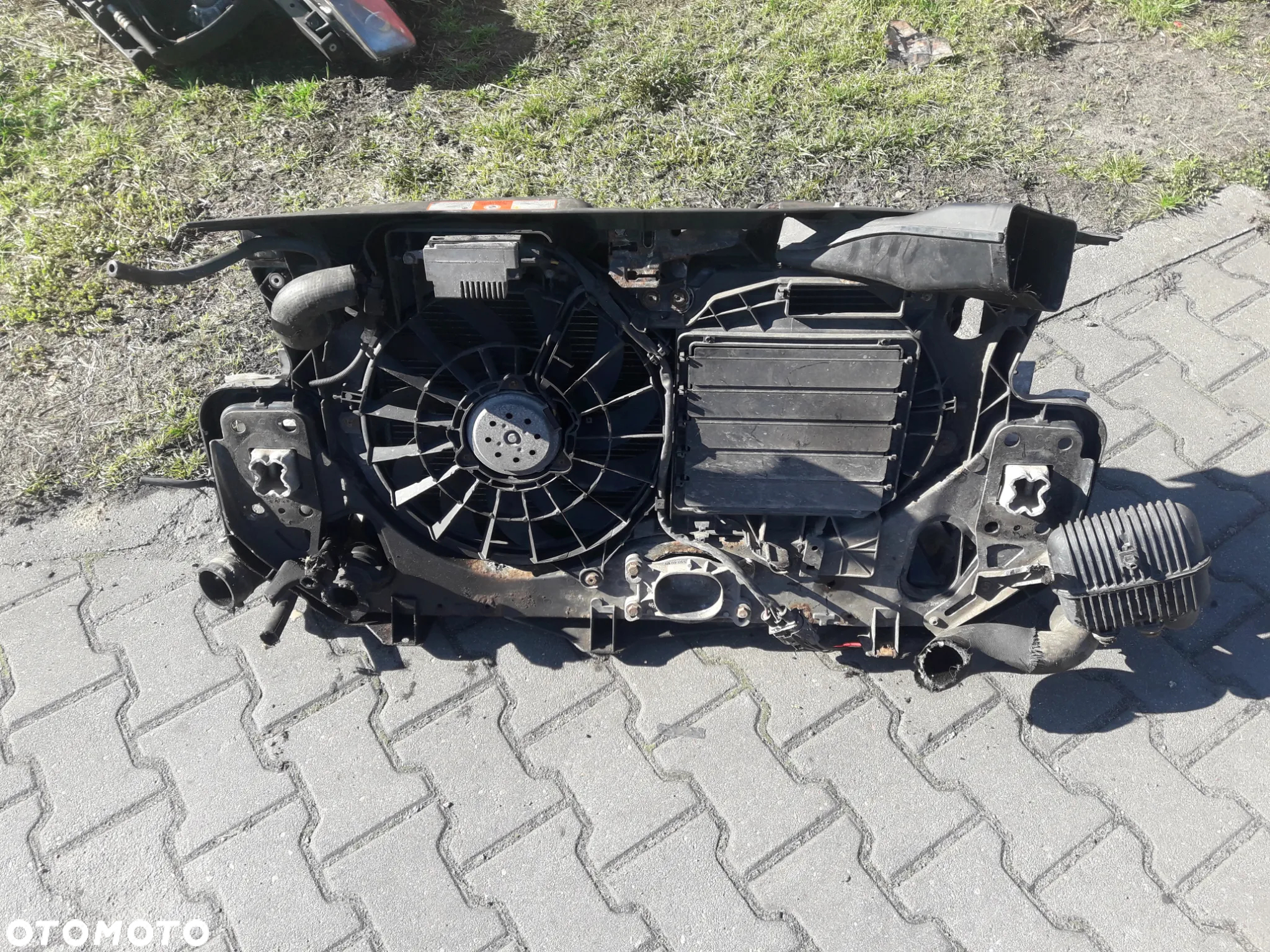 PAS PRZEDNI AUDI A6 C6 2.0 TFSI KPL - 4