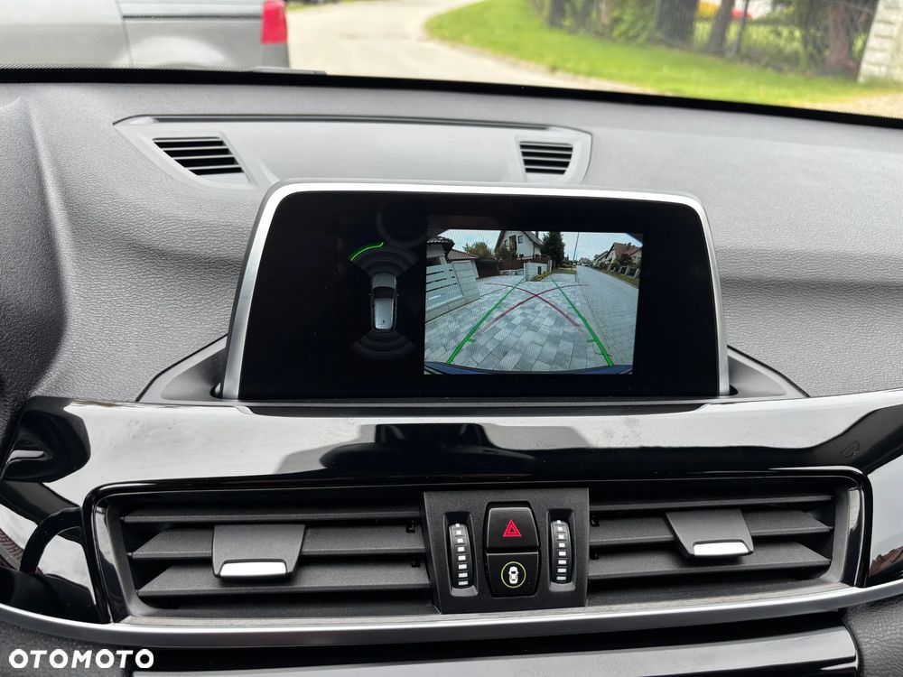 BMW X1 sDrive18d Advantage - 23