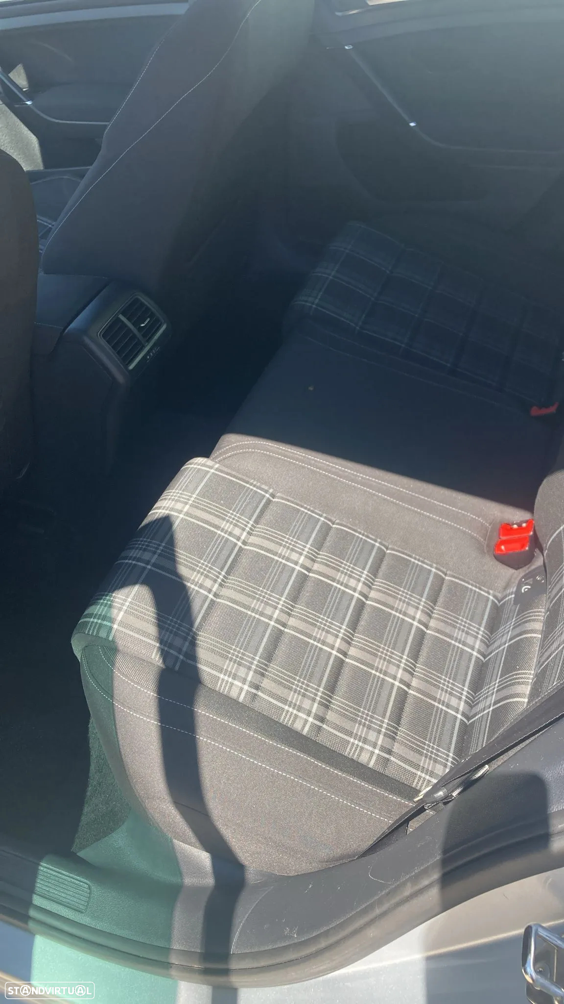 VW Golf 2.0 TDi GTD - 10