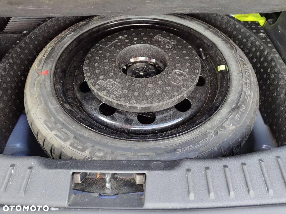 Ford Focus 2.0 EcoBoost ST-2 - 24