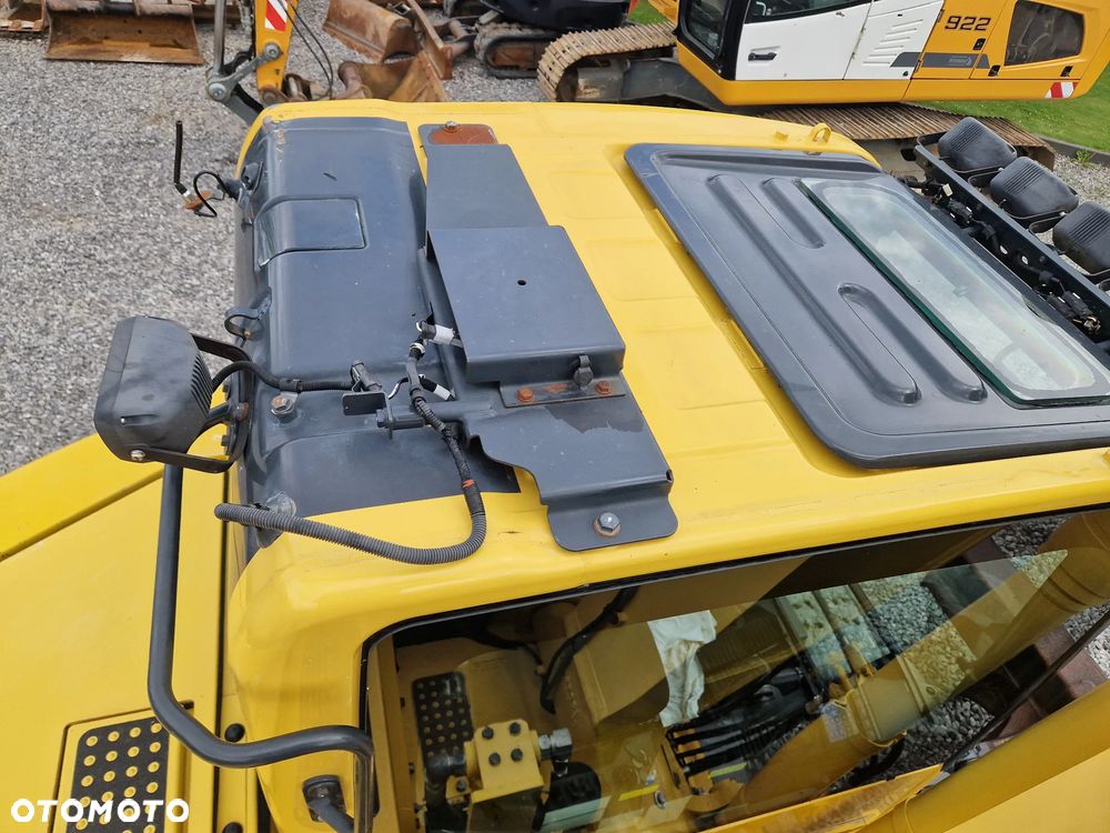 Komatsu PC138US - 25