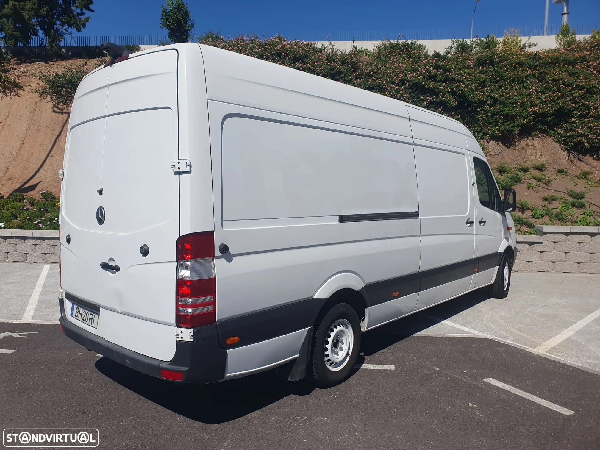 Mercedes-Benz Sprinter Longa - 4