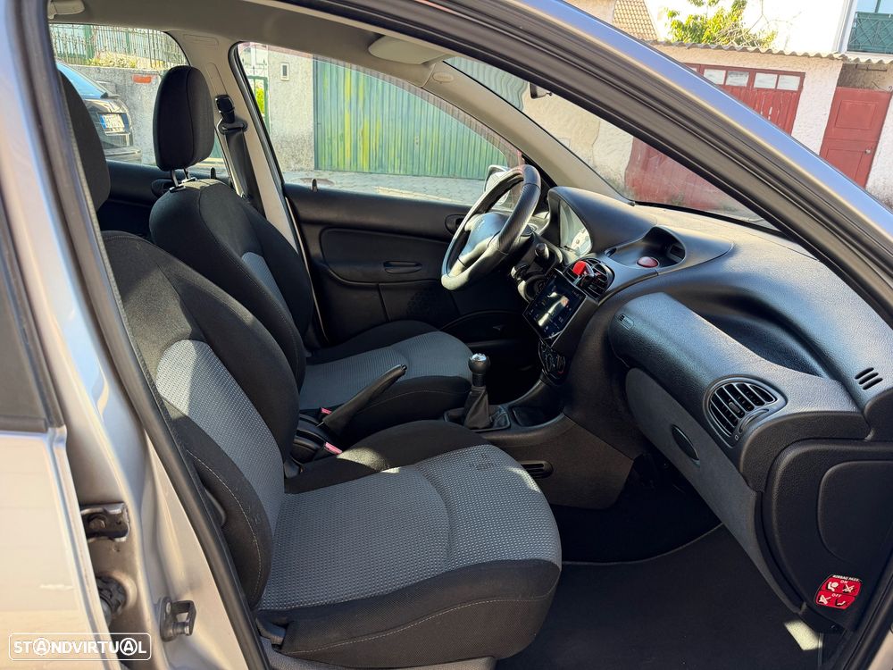 Peugeot 206 1.1 Look - 6