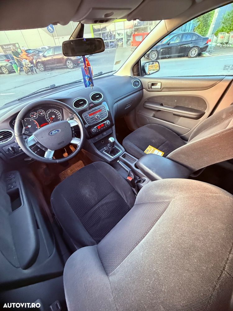 Ford Focus 2.0 TDCI 136 Ghia - 6